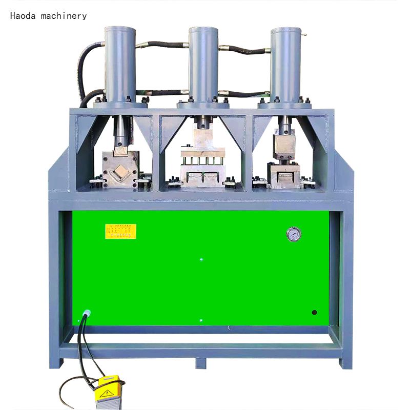 Punching and cutting ironworking machine