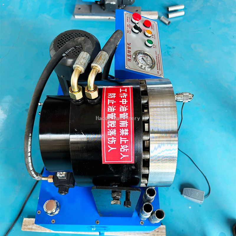 Full-automatic pipe shrinking machine