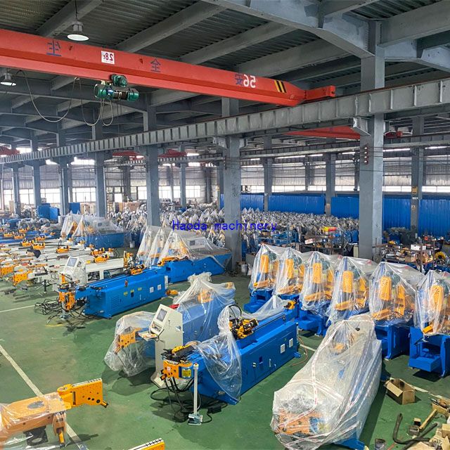 425 CNC Automatic Pipe Cutting Machine