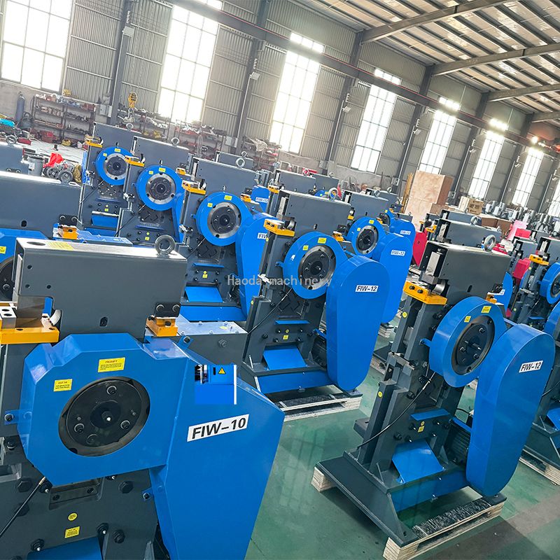 Metal punching and shearing machine steel shearing machine multifunctional punching and shearing machine