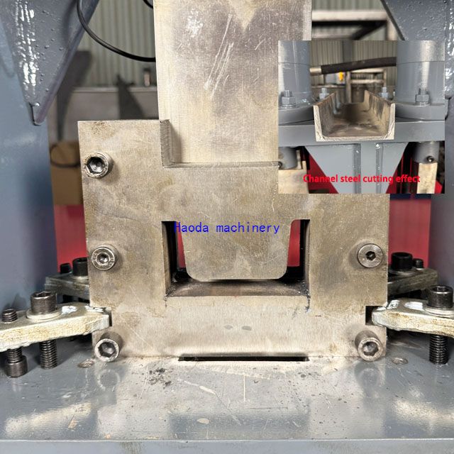 Customizable Hydraulic Punch & Shear: Arc - Cutting for Metal Tubes & Angle Iron Slotting