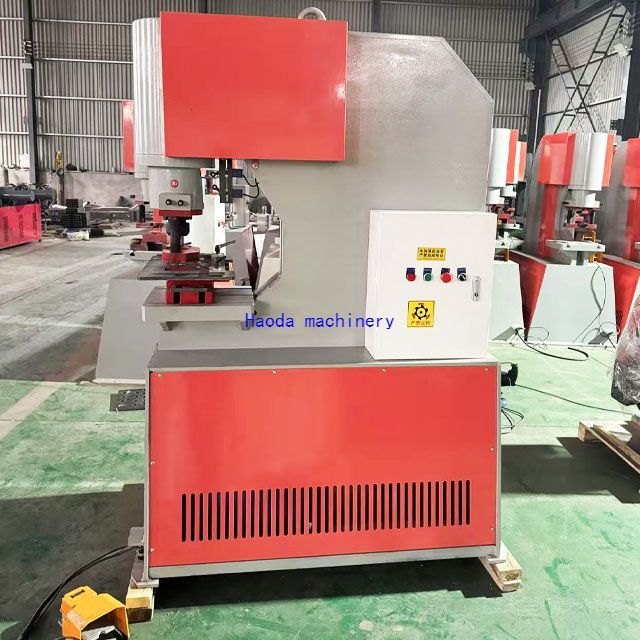 Hydraulic Punching Machine